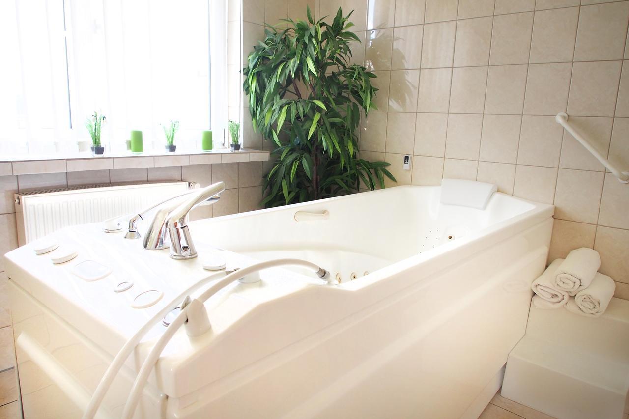 Elpak Swinoujscie Aparthotel ภายนอก รูปภาพ
