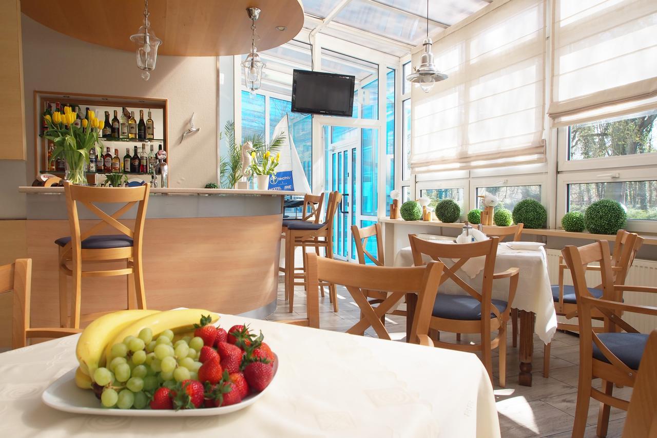 Elpak Swinoujscie Aparthotel ภายนอก รูปภาพ